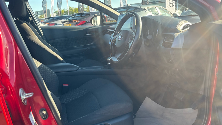 Toyota C-HR 1.8 Hybrid Icon 5dr CVT Hybrid Hatchback